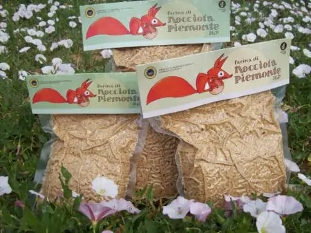 Piedmont p.g.i. hazelnuts flour