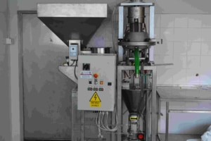 hazelnut paste machine